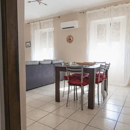 Il Vicoletto Apartment *